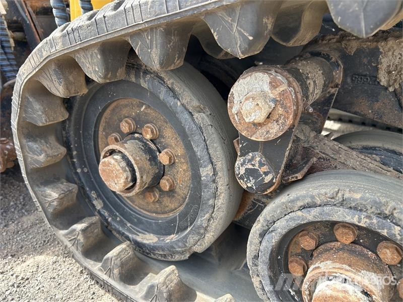 ASV VT70HO Compact Track Loader Liukuohjatut kuormaajat
