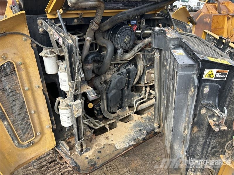 ASV VT70HO Two-Speed Compact Track Loader Kompaktrakodók