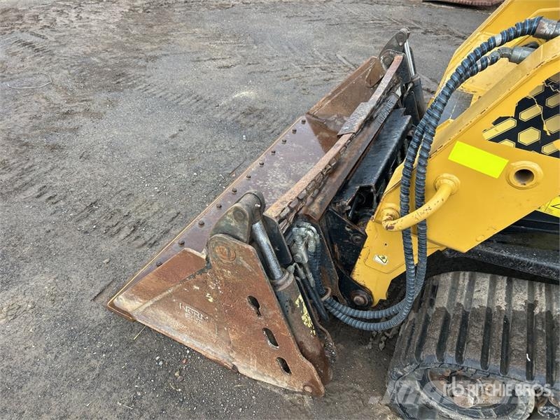 ASV VT70HO Two-Speed Compact Track Loader Kompaktrakodók