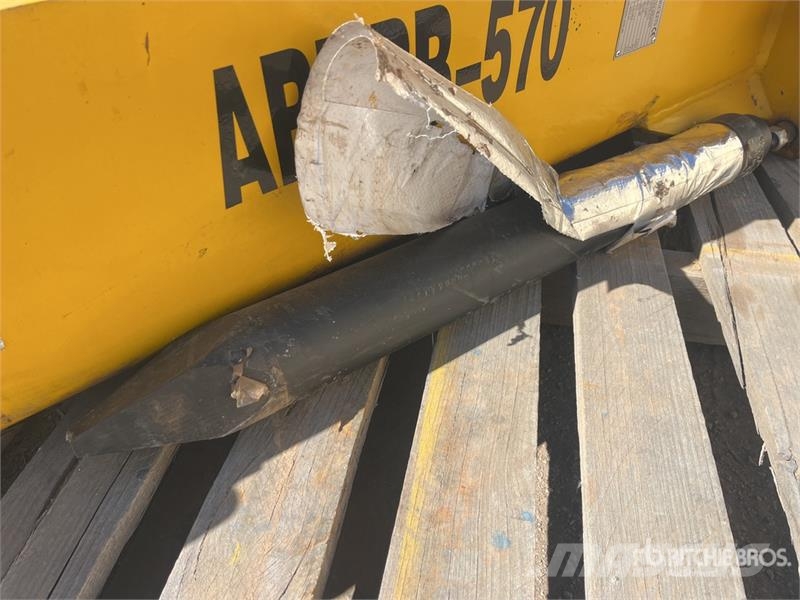  Aussie Buckets ABHRB-570 Q/C Hydraulic Breaker مطارق / كسارات