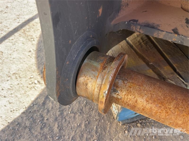  Aussie Buckets ABHRB-570 Q/C Hydraulic Breaker مطارق / كسارات