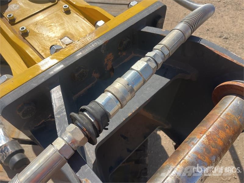  Aussie Buckets ABHRB-570 Q/C Hydraulic Breaker مطارق / كسارات