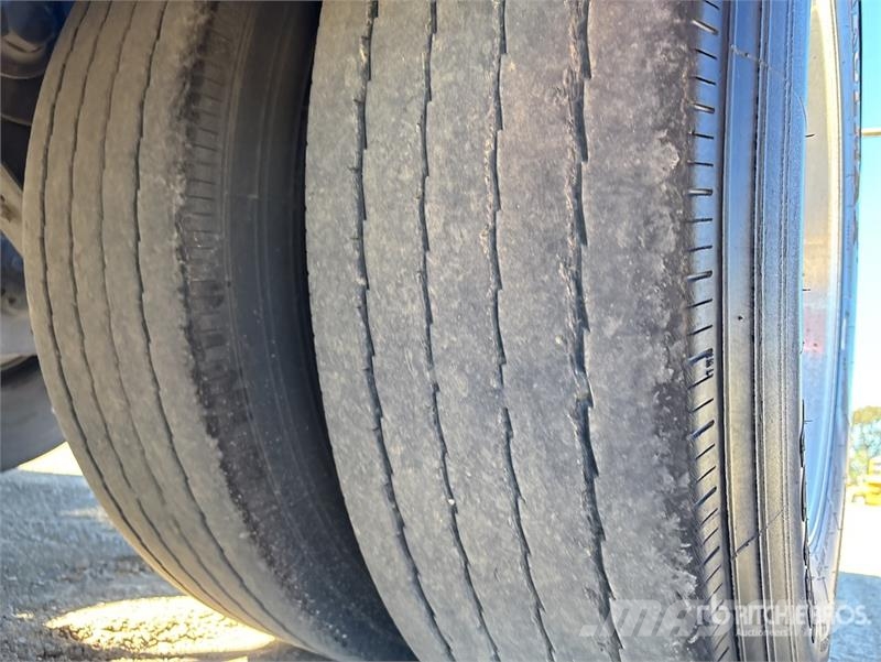 Austate 12.2 m Tri/A Container Trailer Kontejnerske prikolice