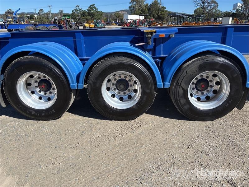 Austate 12.2 m Tri/A Container Trailer مقطورات حاويات