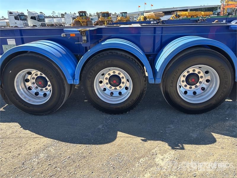  Austate 12.2 m Tri/A Container Trailer مقطورات حاويات