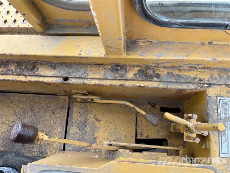 Aveling Barford 3 Wheel Roller معدات البناء - غير ذلك