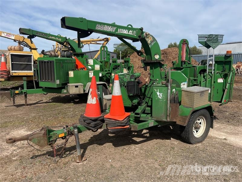Bandit 45 XP Tow-Behind S/A Wood Chipper Medienos smulkintuvai