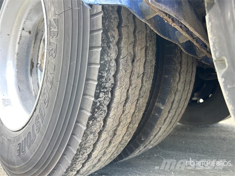 Barker 13.3 mm Tri/A Moving Floor Trailer Walking floor semi-trailers