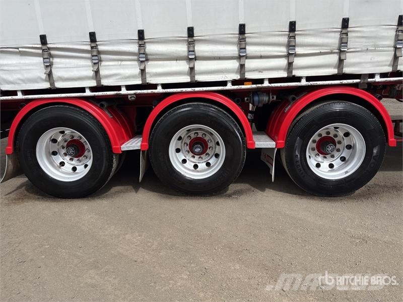  Barker 13.4 m Tri/A Curtain Side Trailer Curtainsider trailers