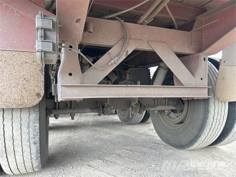 Barker 14 m Tri/A Moving Floor Trailer Walking floor semitrailers