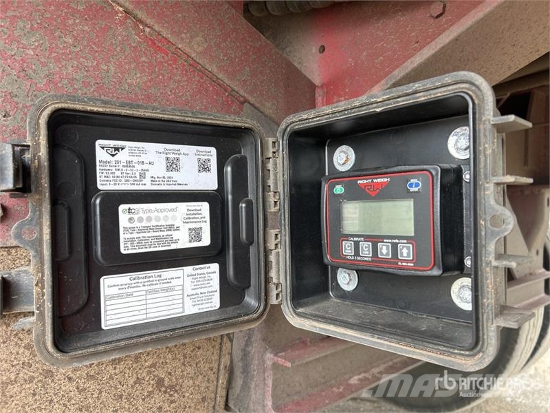 Barker 14 m Tri/A Moving Floor Trailer Walking floor semitrailers