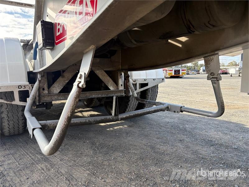  Barker 6.2 m Tri/A B-Double Lead Flatbed Trailer Flatbed/Dropside trailers