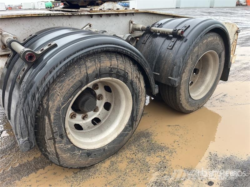 Barker 6 m Bogie/A B-Double Lead Flatbed Trailer Valníky