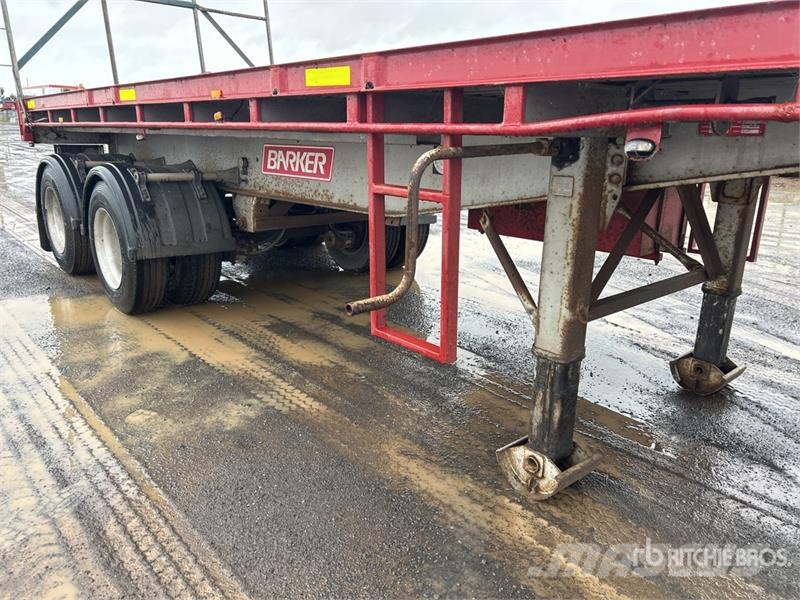  Barker 8.6 m Bogie/A Flatbed Trailer Valníky
