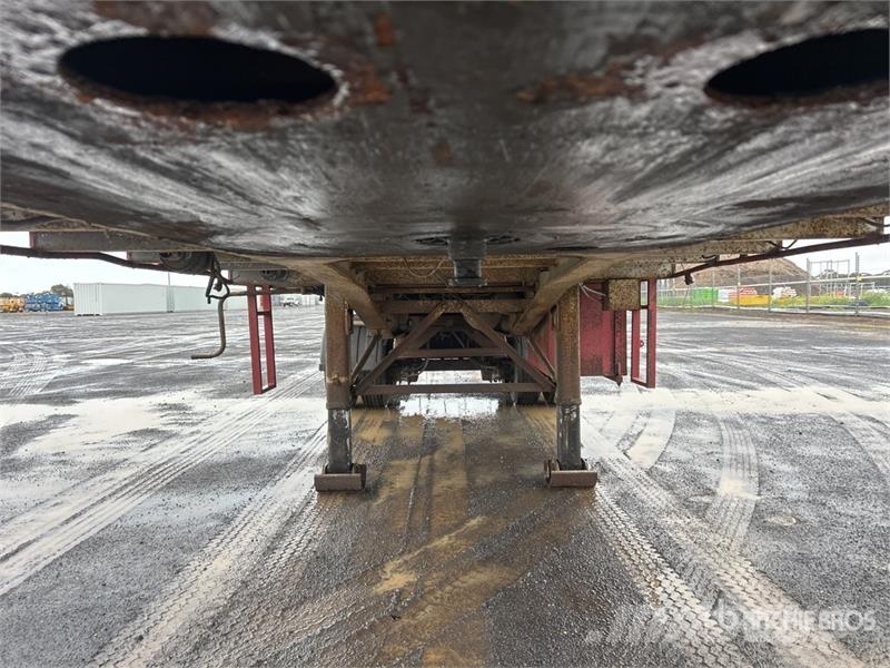  Barker 8.6 m Bogie/A Flatbed Trailer Valníky