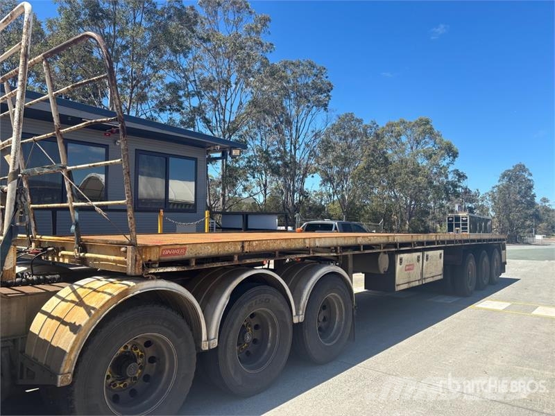 Barker Tri/A Flatbed Trailer Flatbed/Dropside trailers