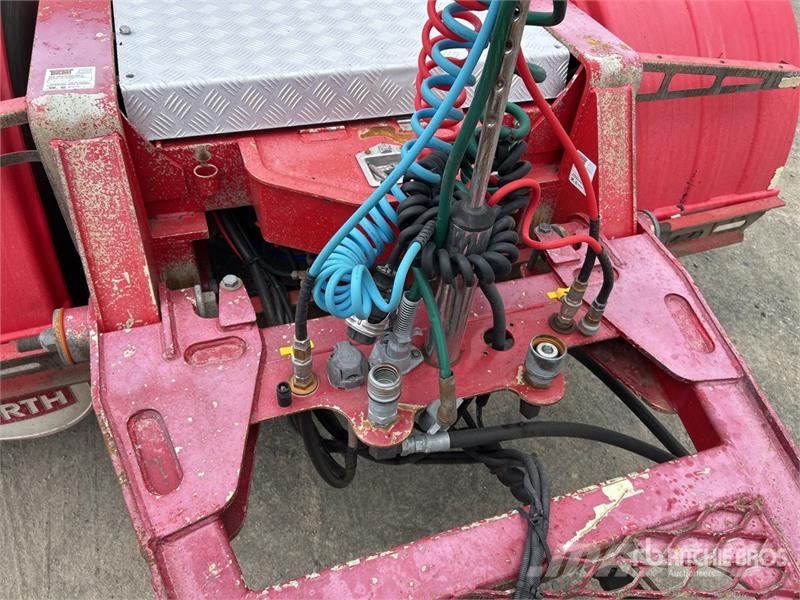 Barker Tri/A Road Train Dolly Wózki przyczepy