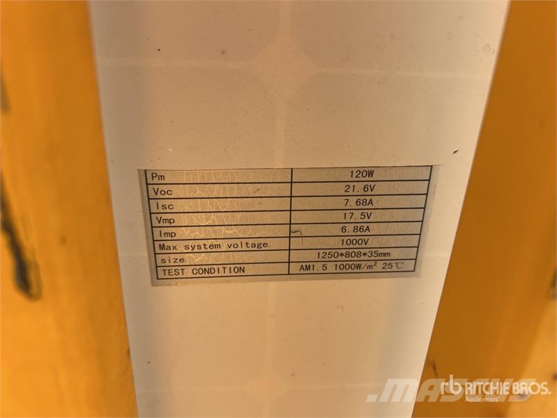  Bartco Solar Mobile Traffic Light Light towers
