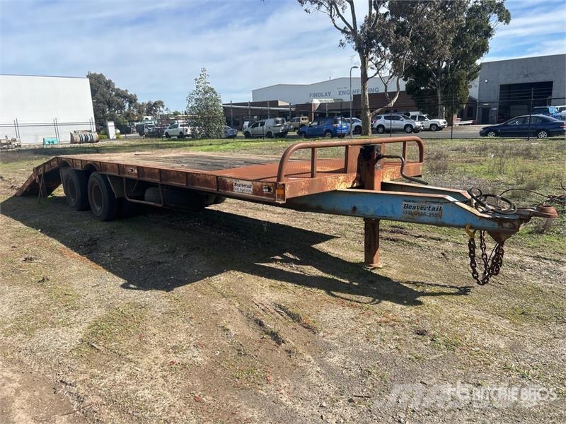 Beavertail 7.6 m Bogie/A Equipment Trailer Prívesy na prepravu automobilov
