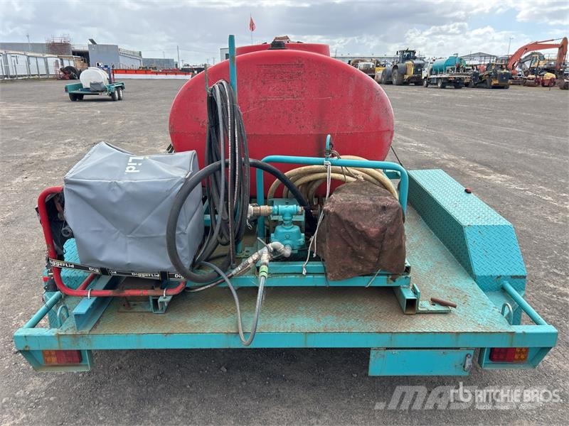 Blue Star 1200 L Bogie/A 2.4m Water Tank Trailer Camion altro