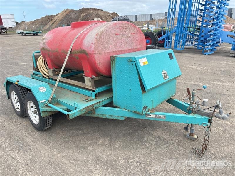 Blue Star 1200 L Bogie/A 2.4m Water Tank Trailer Camion altro