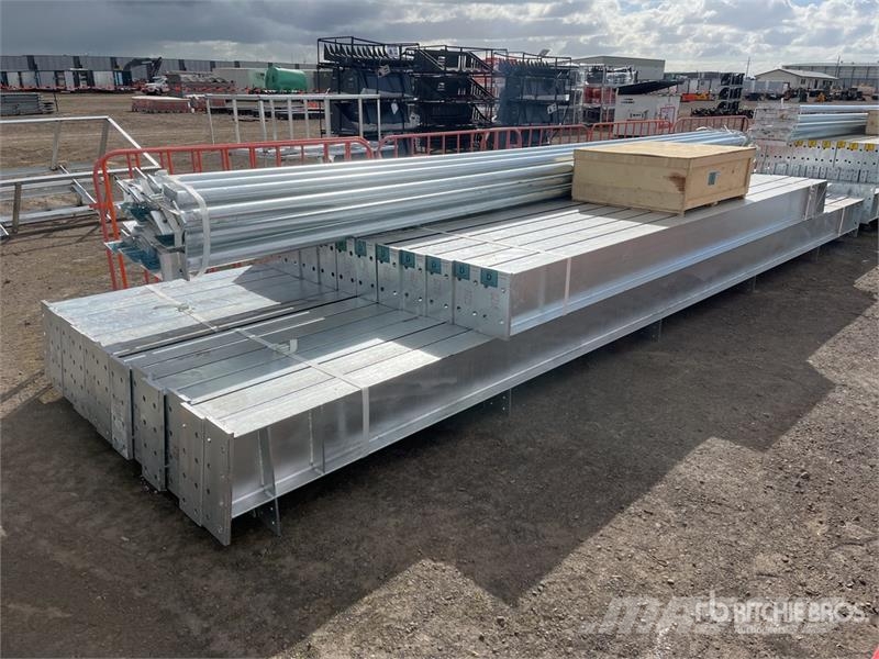 BLUESEA 15 m x 30 m Storage Building Acélszerkezetes épületek