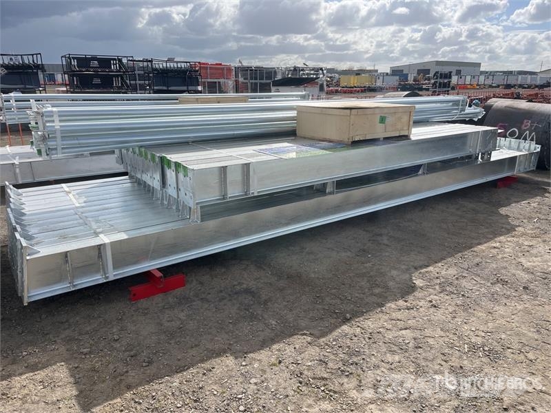 BLUESEA 15 m x 30 m Storage Building Acélszerkezetes épületek