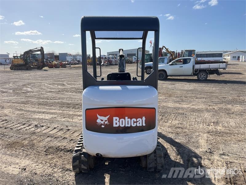 Bobcat 323 소형 굴삭기 7톤 미만