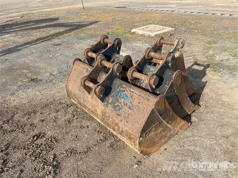 Bobcat E50 Mini Excavator Mini excavators < 7t (Mini diggers)