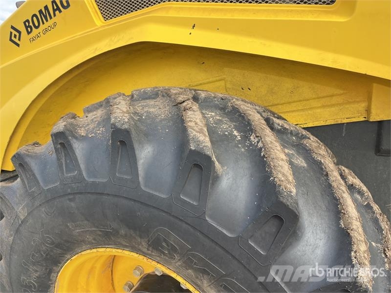 Bomag BW211PD-5 Enkelt tromle