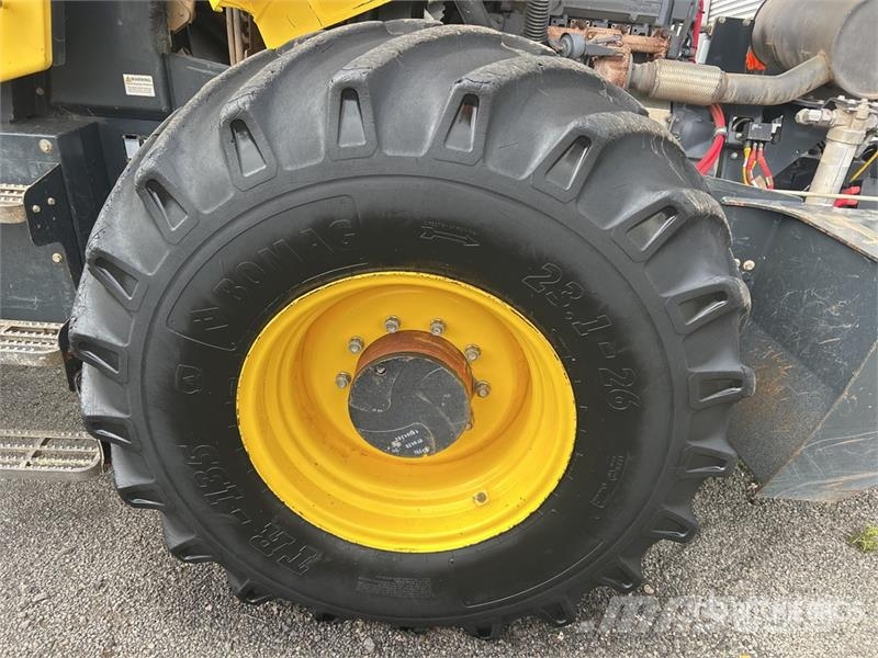 Bomag BW211PD-5 Padfoot Drum Compactor Ťahačové valce