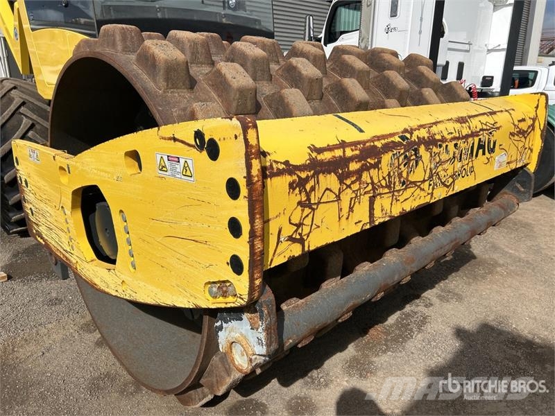Bomag BW211PD-5 Padfoot Drum Compactor Egydobos hengerek