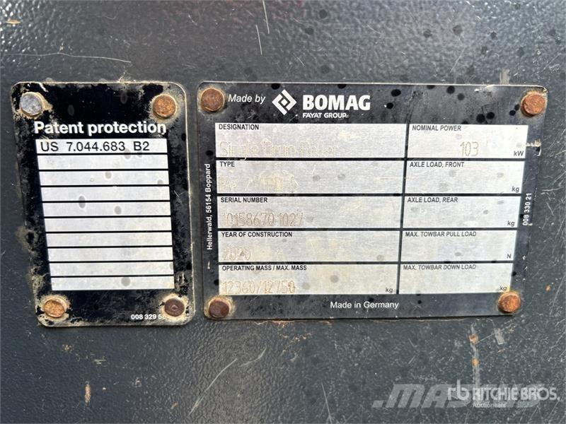 Bomag BW211PD-5 Padfoot Drum Compactor Ťahačové valce