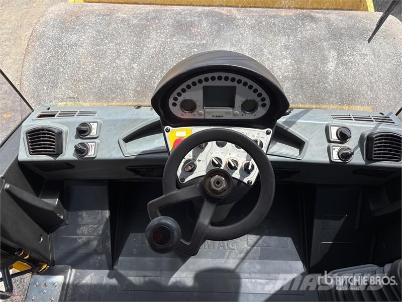 Bomag BW213D-5 Smooth Drum Compactor Rodillos de un solo tambor