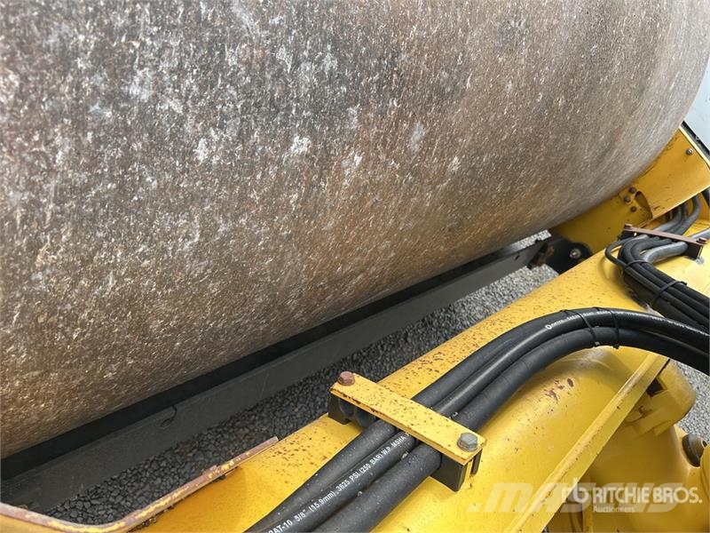Bomag BW213D-5 Smooth Drum Compactor Single drum rollers