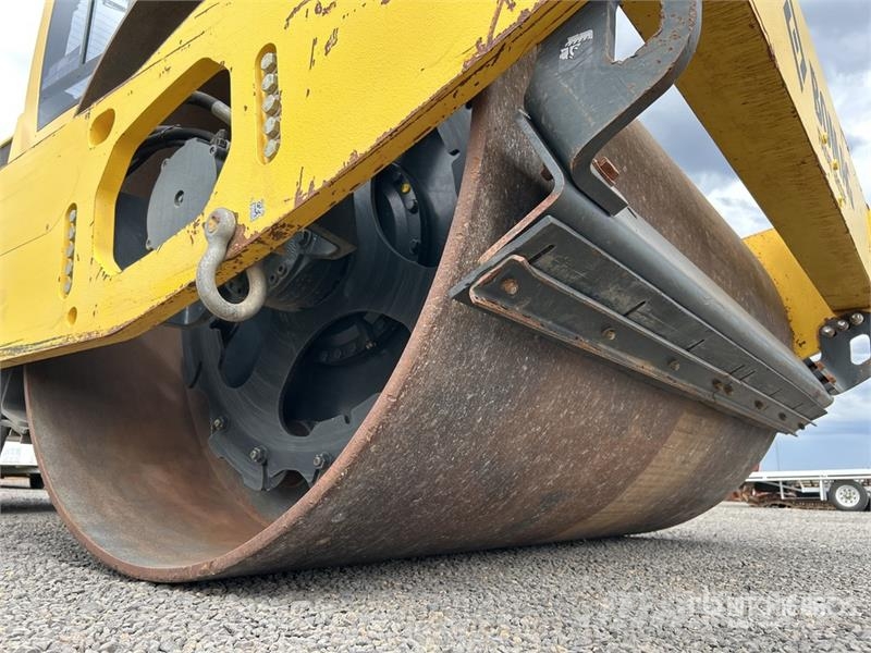 Bomag BW213D-5 Smooth Drum Compactor Single drum rollers