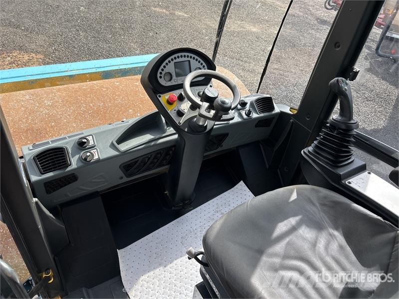 Bomag BW213D5 Smooth Drum Compactor Valjci sa jednim bubnjem