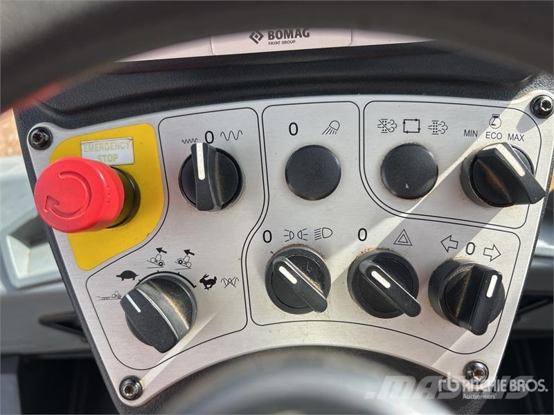 Bomag BW213D5 Smooth Drum Compactor Valjci sa jednim bubnjem