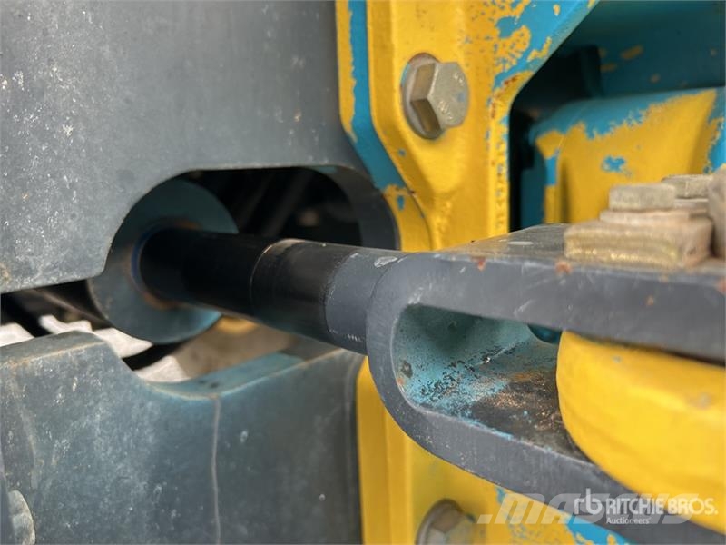 Bomag BW213D5 Smooth Drum Compactor Valjci sa jednim bubnjem