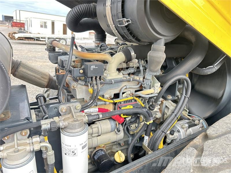 Bomag BW213D5 Smooth Drum Compactor Valjci sa jednim bubnjem