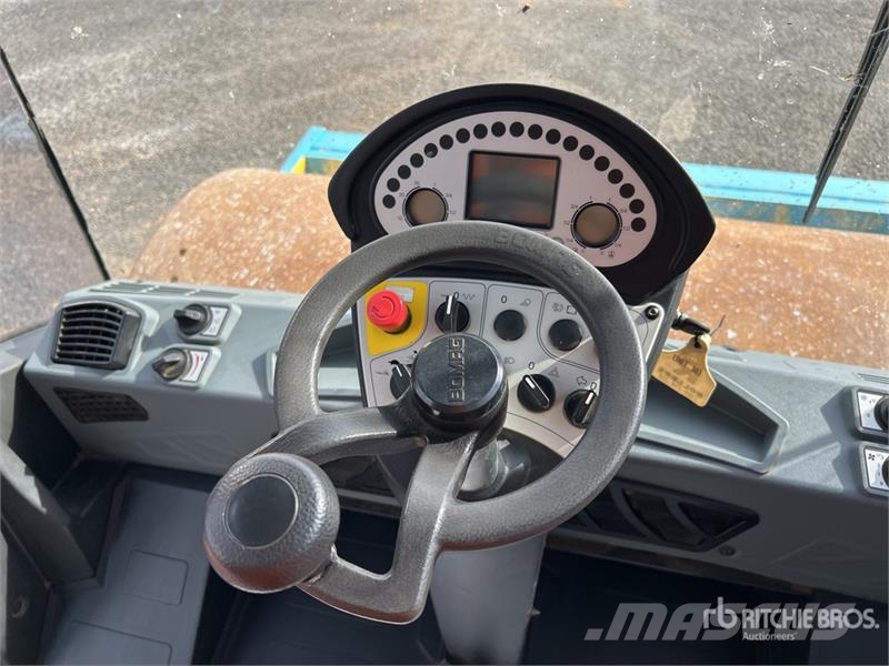 Bomag BW213D5 Smooth Drum Compactor Valjci sa jednim bubnjem