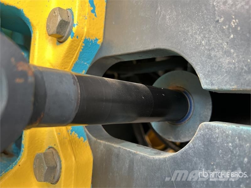 Bomag BW213D5 Smooth Drum Compactor Valjci sa jednim bubnjem