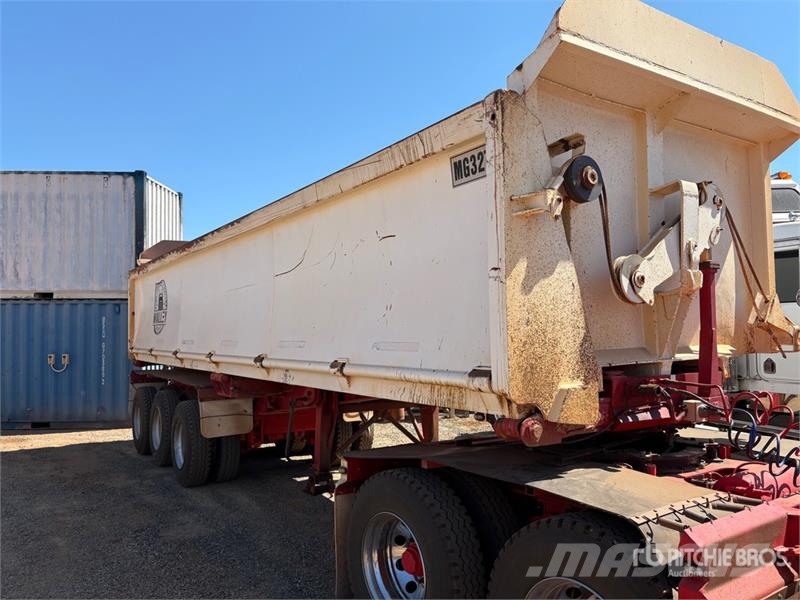 Bomerang Tri/A Side Dump Trailer Tipphengere