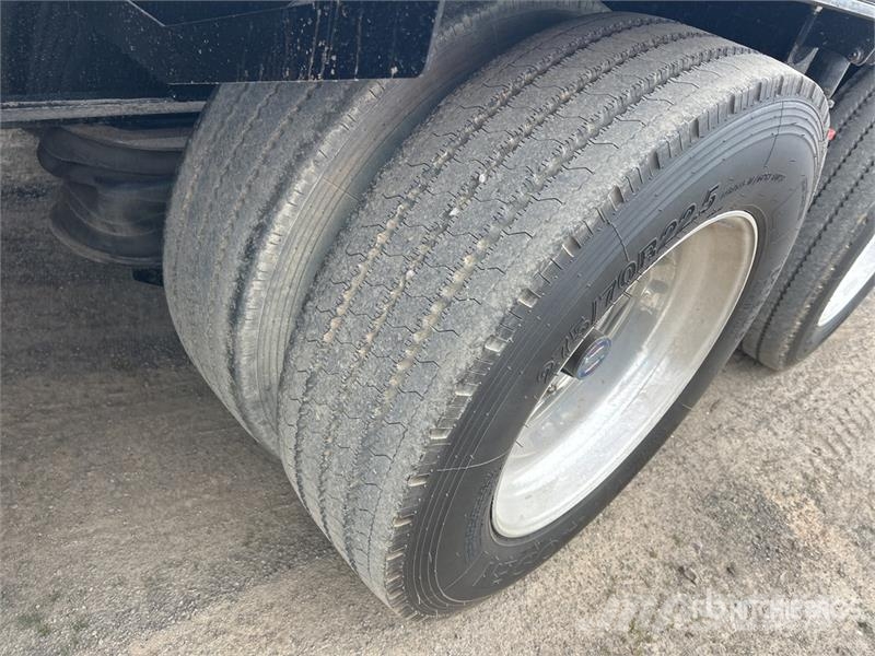 Boomer 12 m Tri/A Step Deck Container Trailer Konteinerveohaagised
