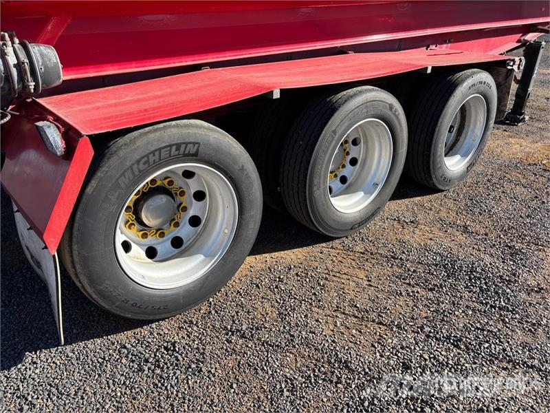Bruce Rock 9.5 m Tri/A End Dump Trailer Remorque benne