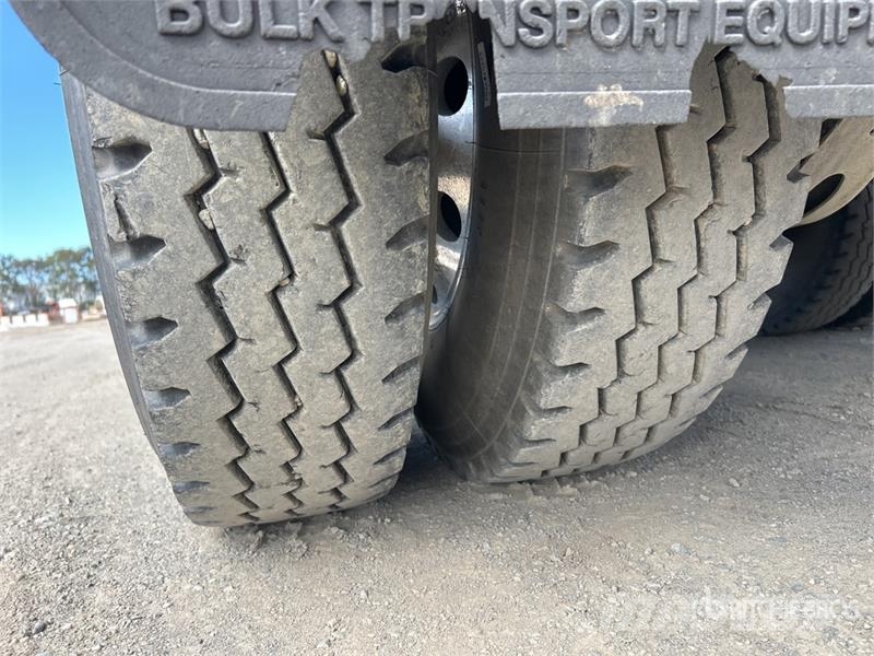  BTE 8.2 m Quad Dog End Dump Trailer Damperli römorklari