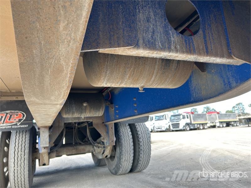  BTE 8.2 m Quad Dog End Dump Trailer Damperli römorklari
