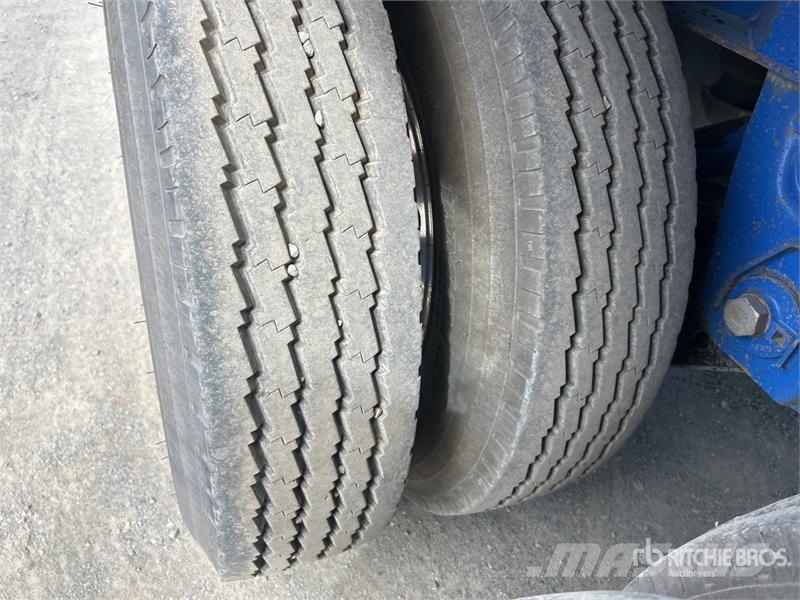 BTE 8.2 m Quad Dog End Dump Trailer Damperli römorklari