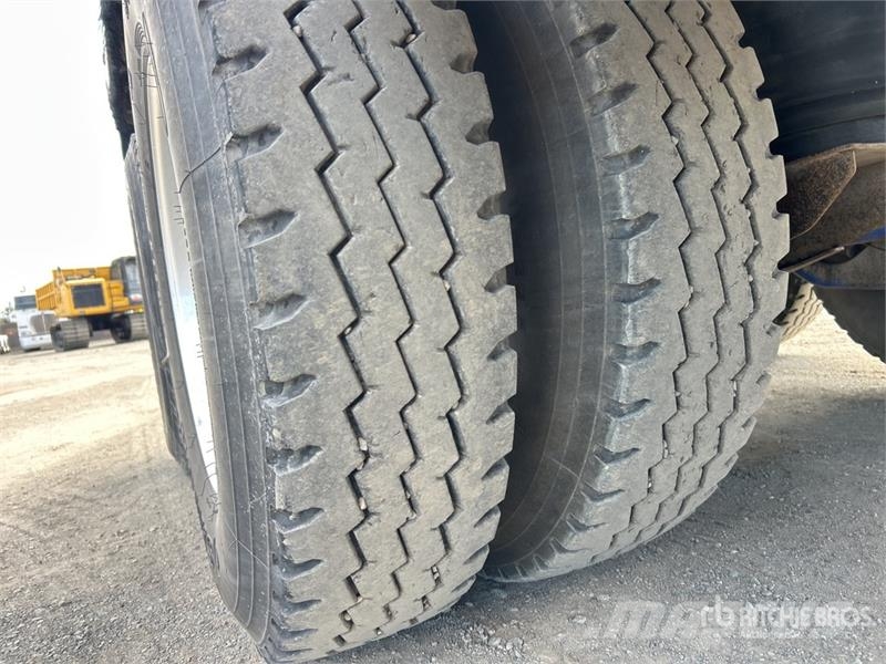  BTE 8.2 m Quad Dog End Dump Trailer Damperli römorklari