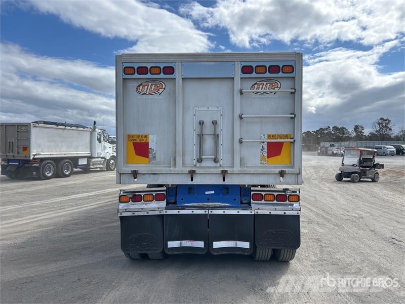  BTE 8.2 m Quad Dog End Dump Trailer Damperli römorklari